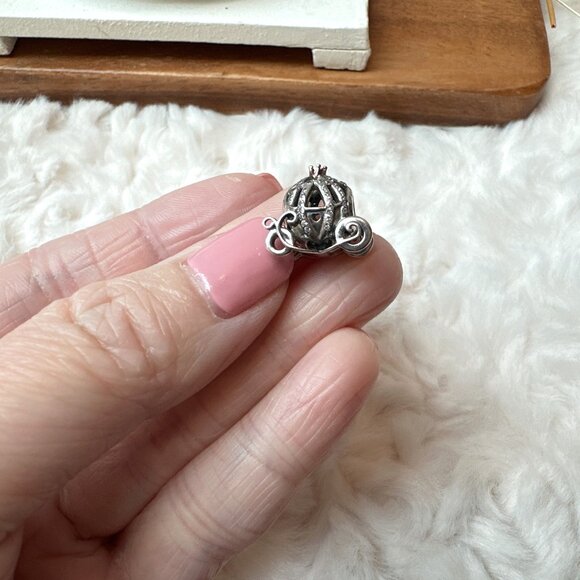 Pandora Disney Cinderella Carriage Charm - Picture 2 of 12